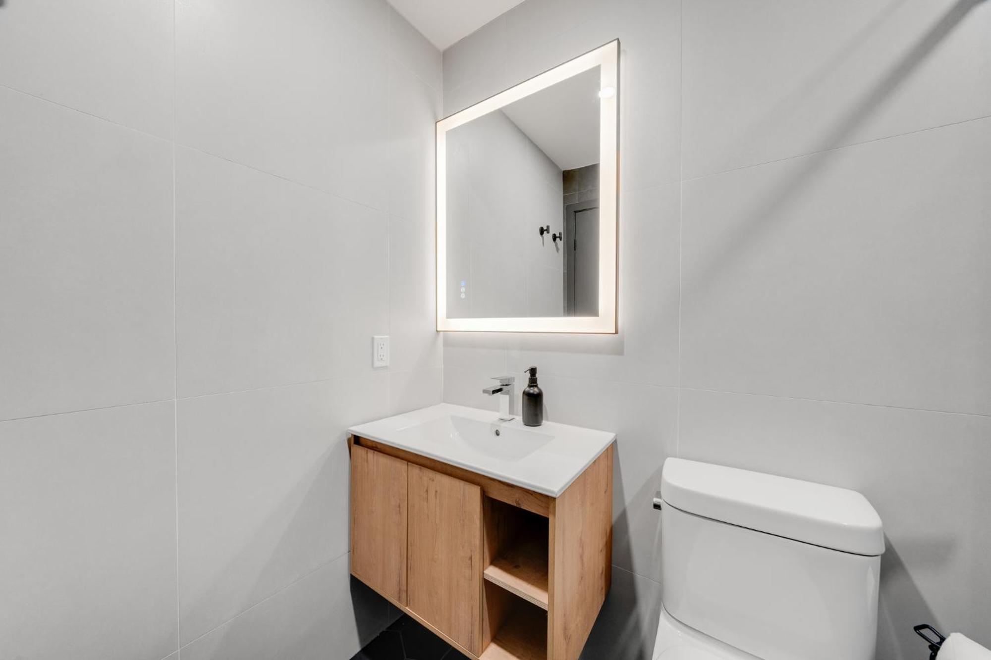 Lift Hotel Montréal Kültér fotó
