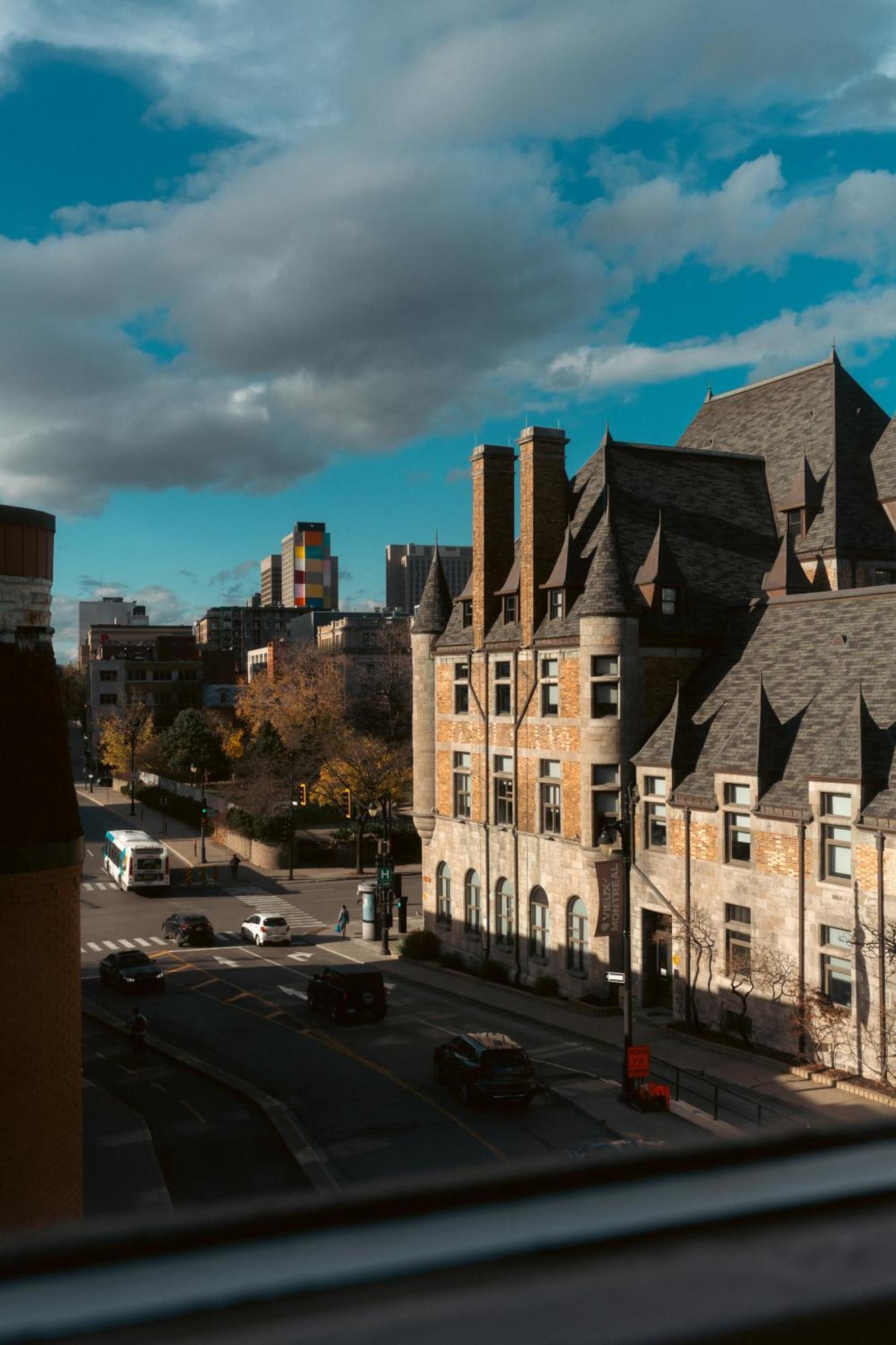 Lift Hotel Montréal Kültér fotó