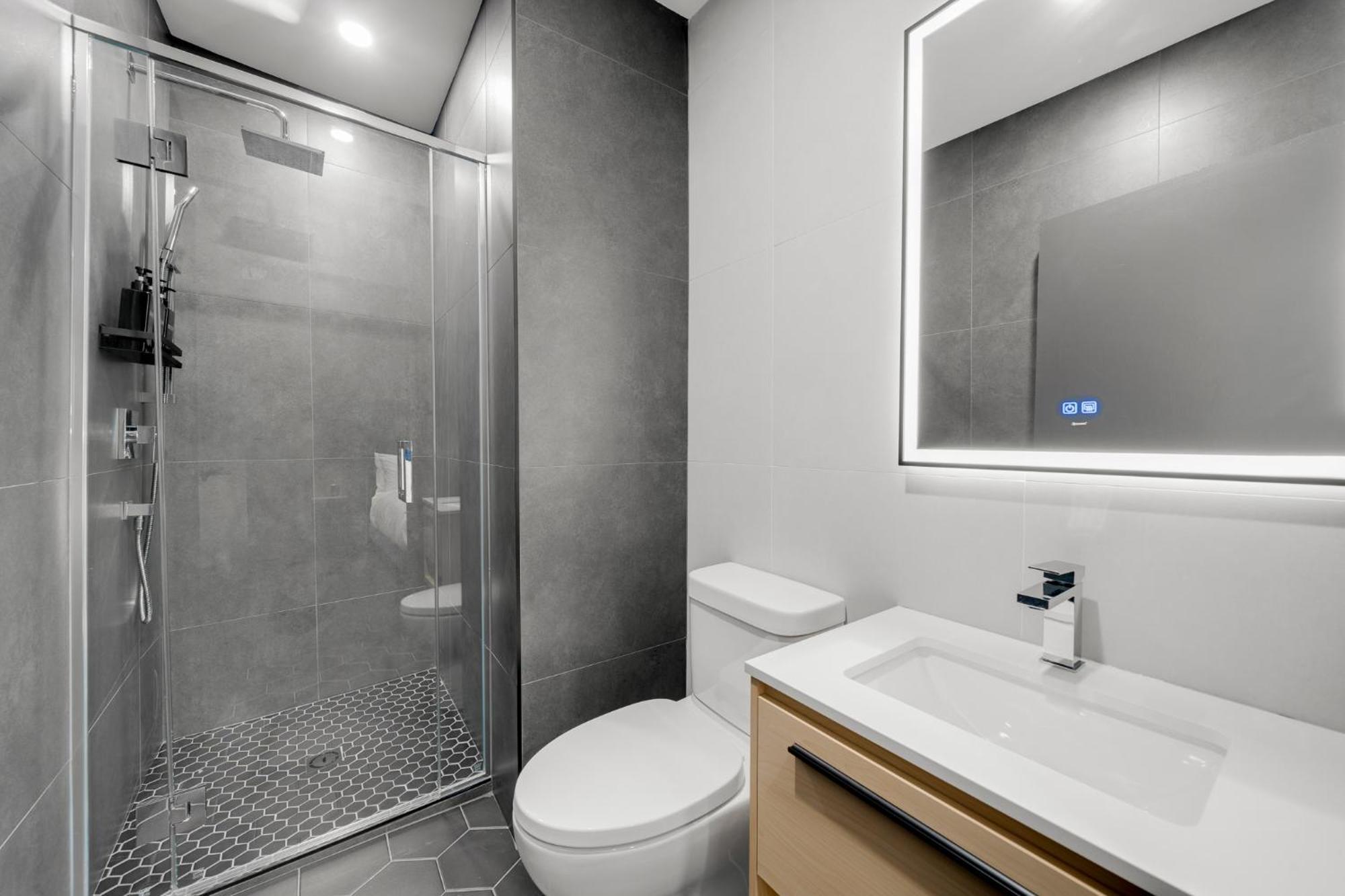 Lift Hotel Montréal Kültér fotó